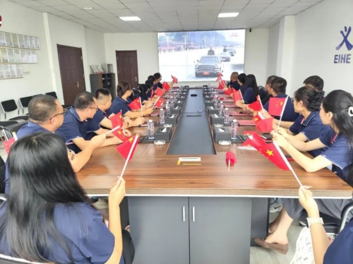 EIHE Çelik Struktur Qrupu, 93-cü Hərbi Paradın canlı yayımına baxdı