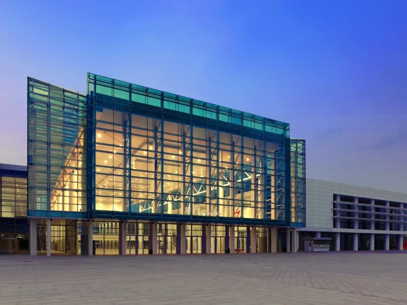 Açıq polad çərçivə prefab metal bina polad quruluş konfrans zalı