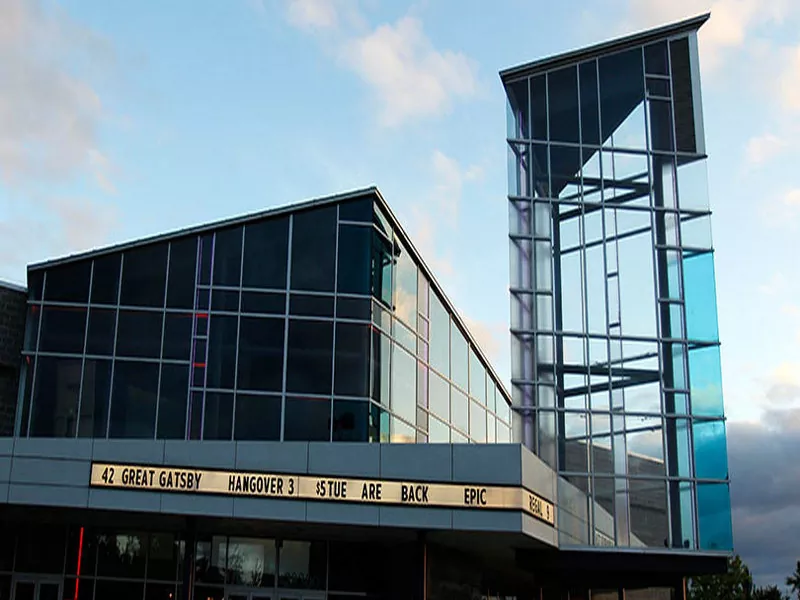 Polad quruluş kinoteatrı